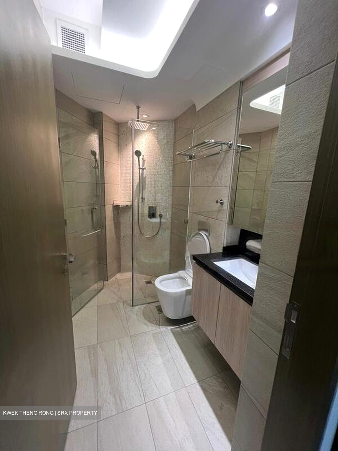 J8 Suite (D8), Apartment #457869181